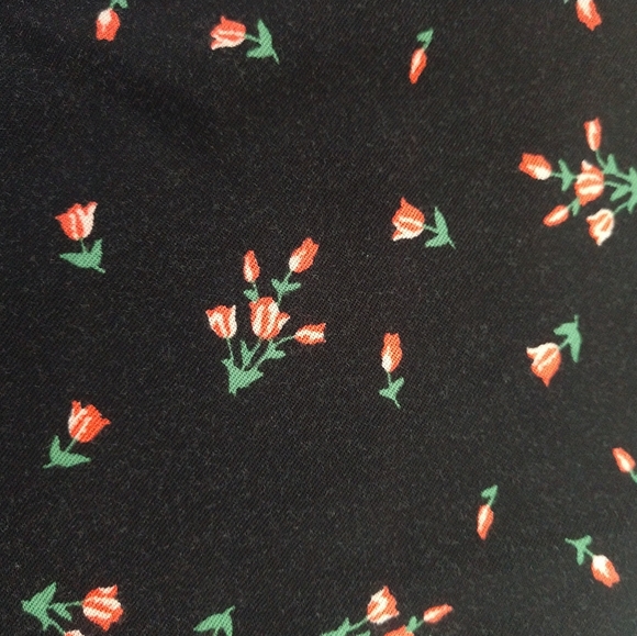 UO Floral Wrap Skirt - Picture 3 of 3